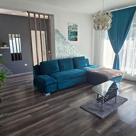 Da Residence Otopeni Exterior photo