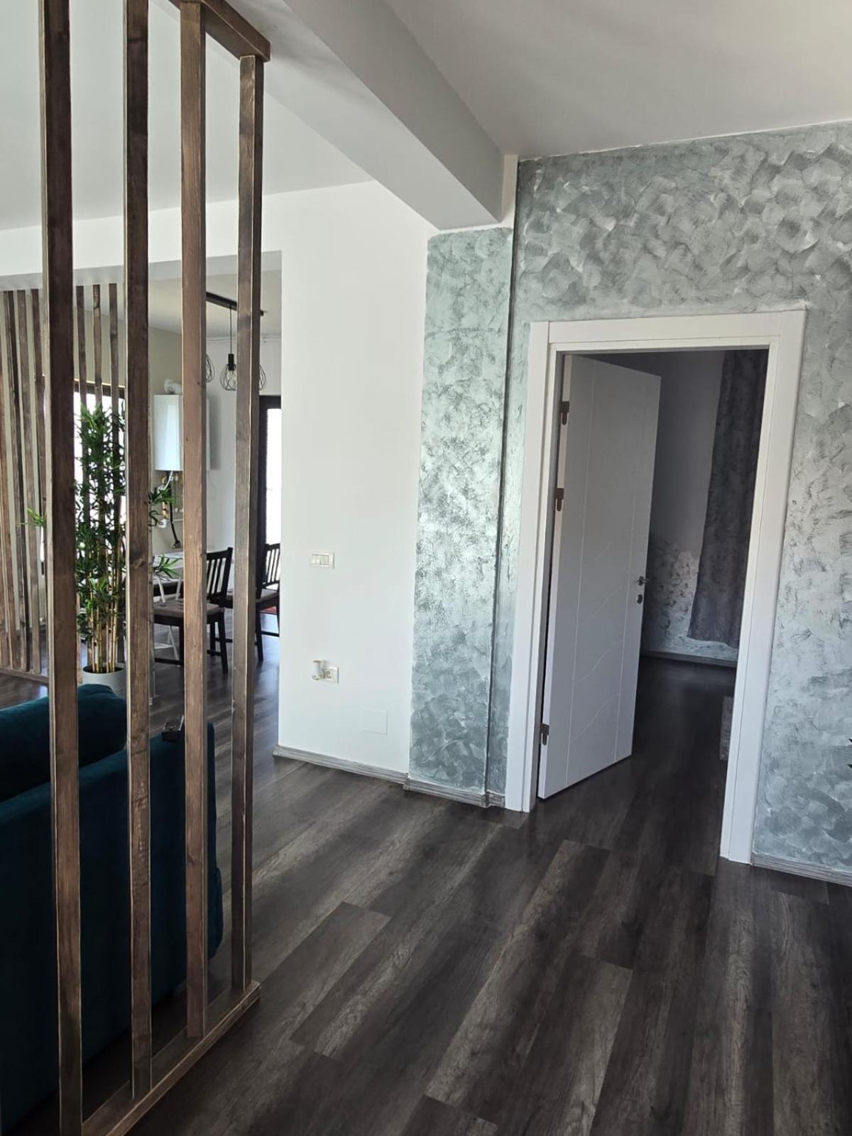 Da Residence Otopeni Exterior photo